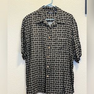 Men’s dress shirt